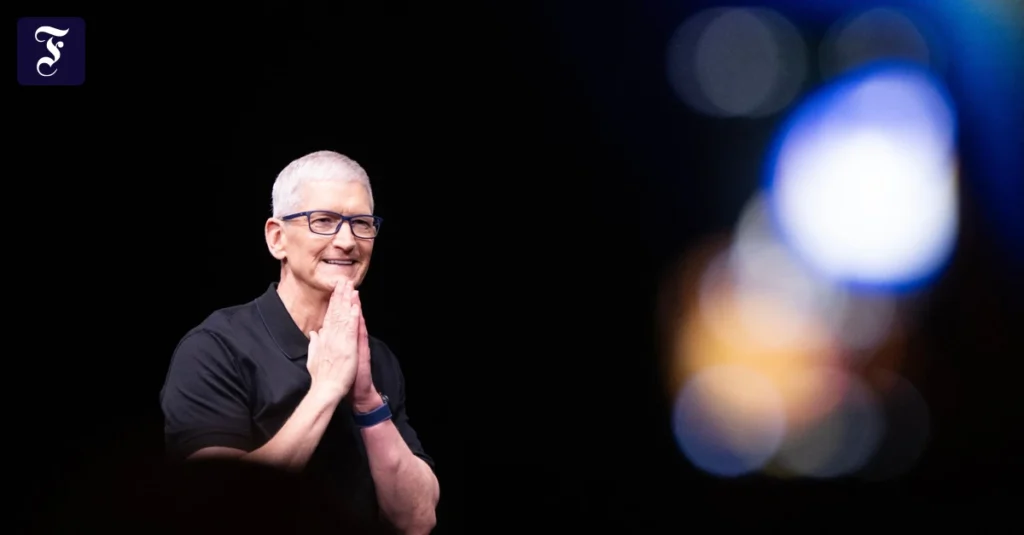 tim-cook-im-september-2025.webp.webp