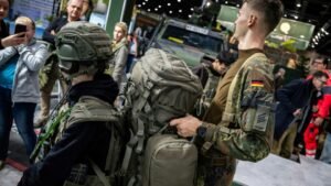 07-bundeswehrstand-auf-der-gruenen-woche-8c2c4073fe9cdeaa.jpg