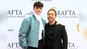 11-bafta-regen-fuer-die-netflix-serie-16-9-spoton-article-1142914.jpg