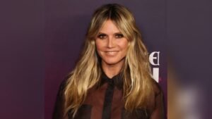 11-model-geniesst-barcelona-humpelnd-16-9-spoton-article-1142928.jpg