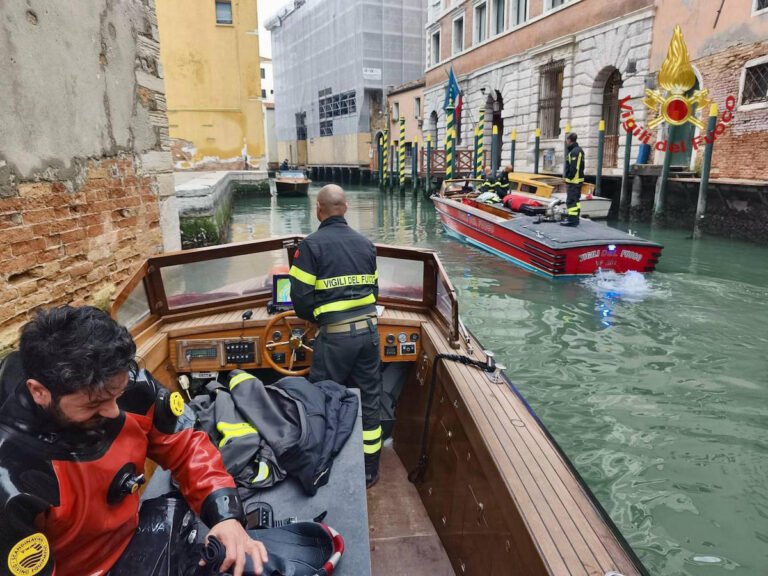 1777970351-Venezia.jpg
