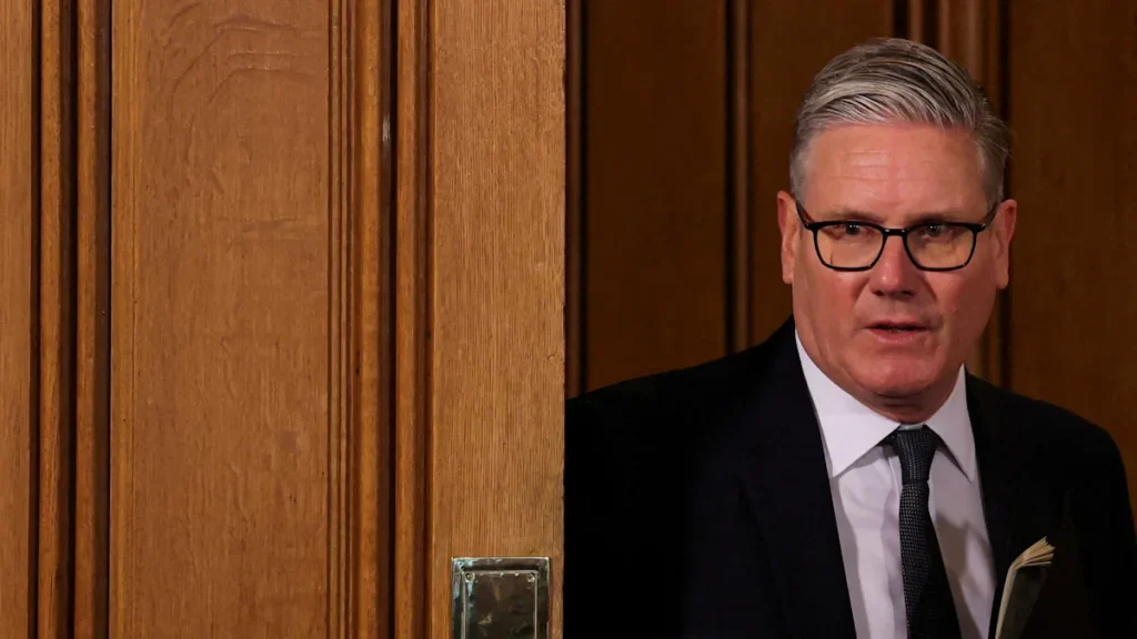 2026-05-10t210106z-2135520002-rc2w2lannq4o-rtrmadp-3-britain-politics-jpg.webp