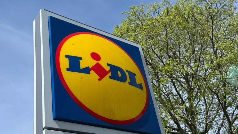 27-042025-xsvx-wirtschaft-einzelhandel-emwir-v-l-logo-schriftzug-werbung-supermarkt-discounter-lidl.webp
