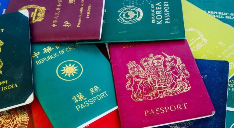 9510901_04152749_passaporti.jpg