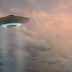 9521865_09182704_ufo.jpg