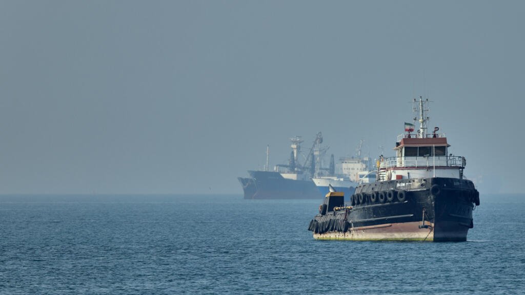 AP26124411625144.jpg