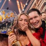 Anna-Carina-Woitschack-Saengerin-und-Evgeny-Vinokurov-Profitaenzer-freuen-sich-im-Finale-der-RTL-Tan.jpeg