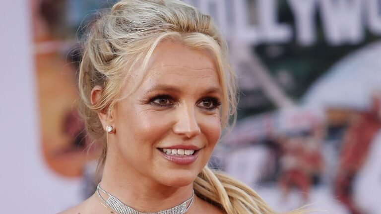 Spears-zaehlt-mit-Hits-wie-Baby-One-More-Time-und-Oops-I-Did-It-Again-zu-den-erfolgreichsten-Kuenstl.jpeg