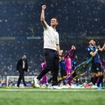 chivu_festeggia_lo_scudetto.jpeg
