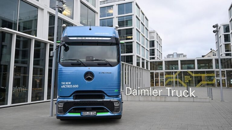 daimler-truck-106.jpg