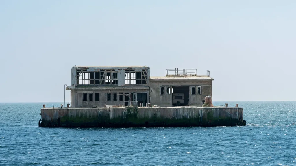 entmagnetisierungsstation-ostervilm-im-ruegener-bodden-ruegen-mecklenburg-vorpommern-deutschland-eur.webp