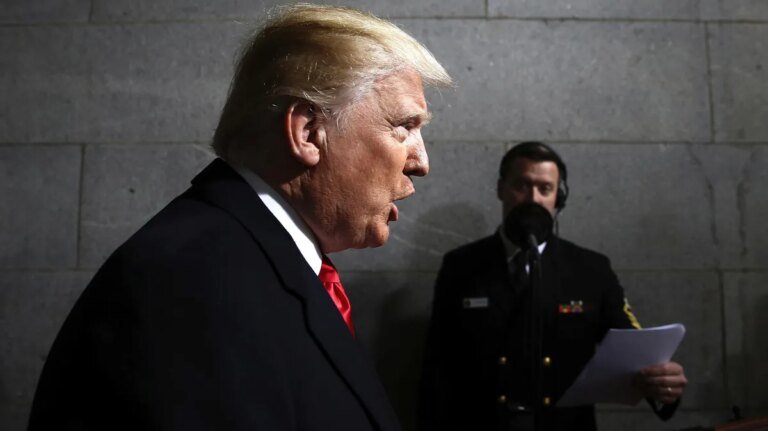 fest-entschlossen-donald-trump-auf-dem-weg-zu-seiner-vereidigung.jpg