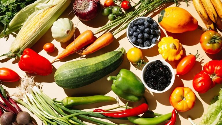 fibermaxxing-ballaststoffreiches-obst-und-gemuese.jpg