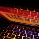 fuer-jeden-account-ein-anderes-zufaelliges-passwort-zu-nutzen-erschwert-es-cyberkriminellen-an-ihre.webp
