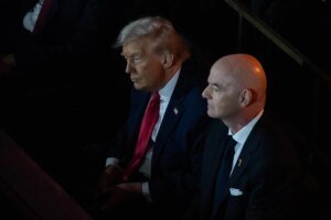 il_presidente_della_fifa_gianni_infantino_e_il_presidente_americano_donald_trump.jpeg