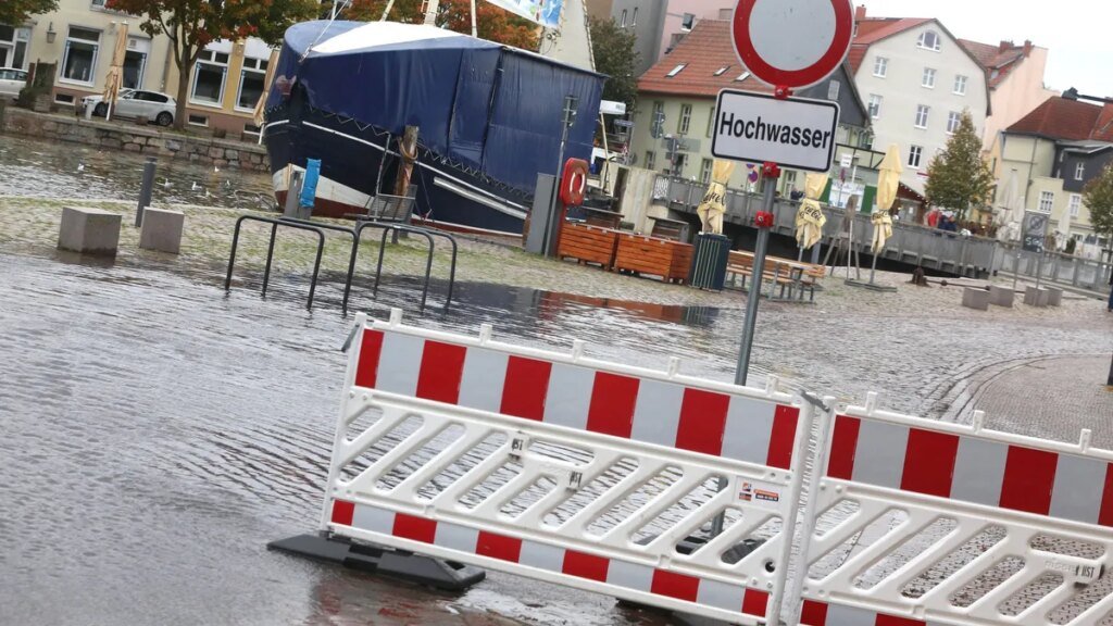 im-oktober-2023-sorgte-sturmtief-viktor-fuer-schwere-schaeden-an-der-deutschen-ostseekueste.jpg