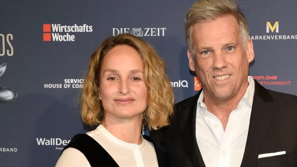 lara-joy-koerner-und-niels-van-hoek-er-trauert-um-ihren-sohn.jpg