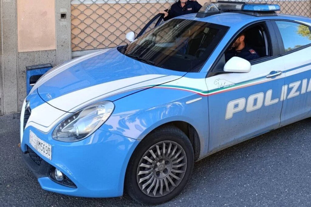 polizia_auto_ufs.jpeg
