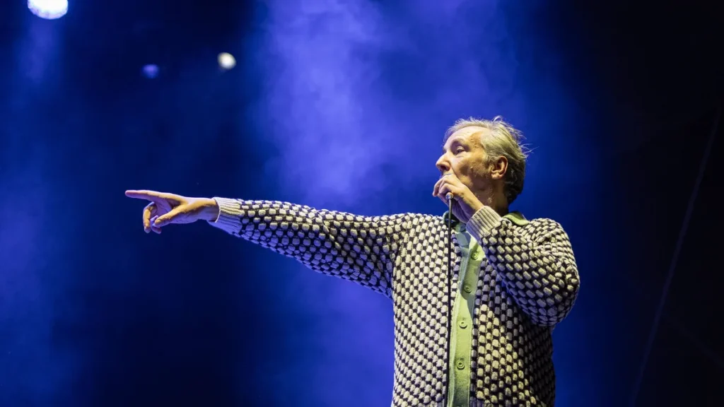 rock-am-ring-2025-6-62025-olli-schulz-und-band-mit-dem-traditionsfestival-rock-am-ring-am-nuerburgri.webp
