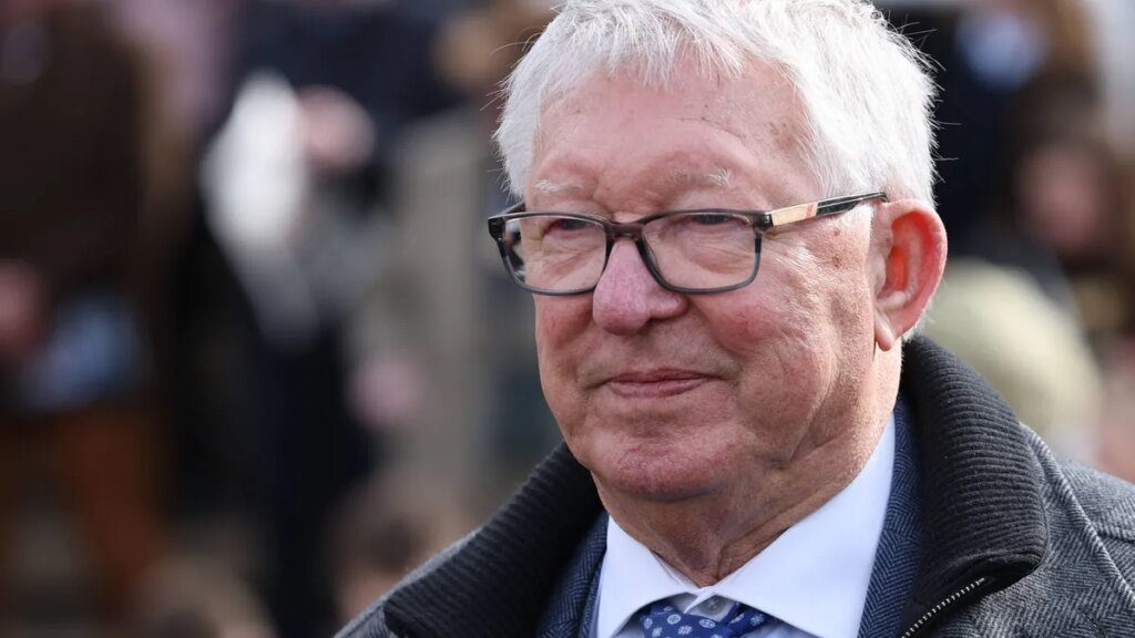 sir-alex-ferguson-er-trainiert-manchester-united-bis-2013.jpg