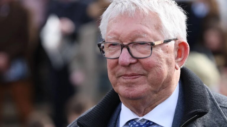 sir-alex-ferguson-er-trainiert-manchester-united-bis-2013.jpg