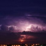 temporale_citta_cielo_fulmine_123rf.jpeg