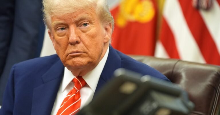 trump-telefono.jpg