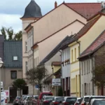 zehdenick-in-der-brandenburgischen-gemeinde-setzte-sich-der-afd-kandidat-bei-der-burgermeisterwahl-d.webp
