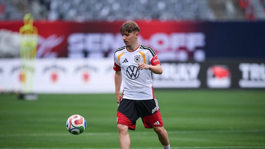 1780722546_Fussball-WM-2026-Vorbereitung-Deutschland-im-Chicago-05-06.jpg