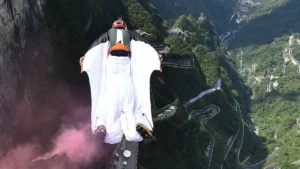 260104-beijing-jan-4-2025-a-wingsuit-flying-athlete-competes-during-the-11th-world-wingsuit-league-w.webp