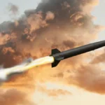 diese-vom-computer-generierte-darstellung-zeigt-die-fp-7-rakete-von-fire-point-sie-soll-in-ein-abweh.webp
