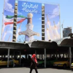 ein-poster-am-vanak-platz-in.webp.webp