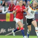 hartes-duell-deutschlands-lea-schueller-r-kommt-nicht-an-norwegens-ingrid-engen-vorbei.jpg