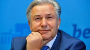 steht-jetzt-rede-und-antwort-zu-den-gruenden-fuer-seinen-ruecktritt-berlins-noch-regierender-buerger.webp