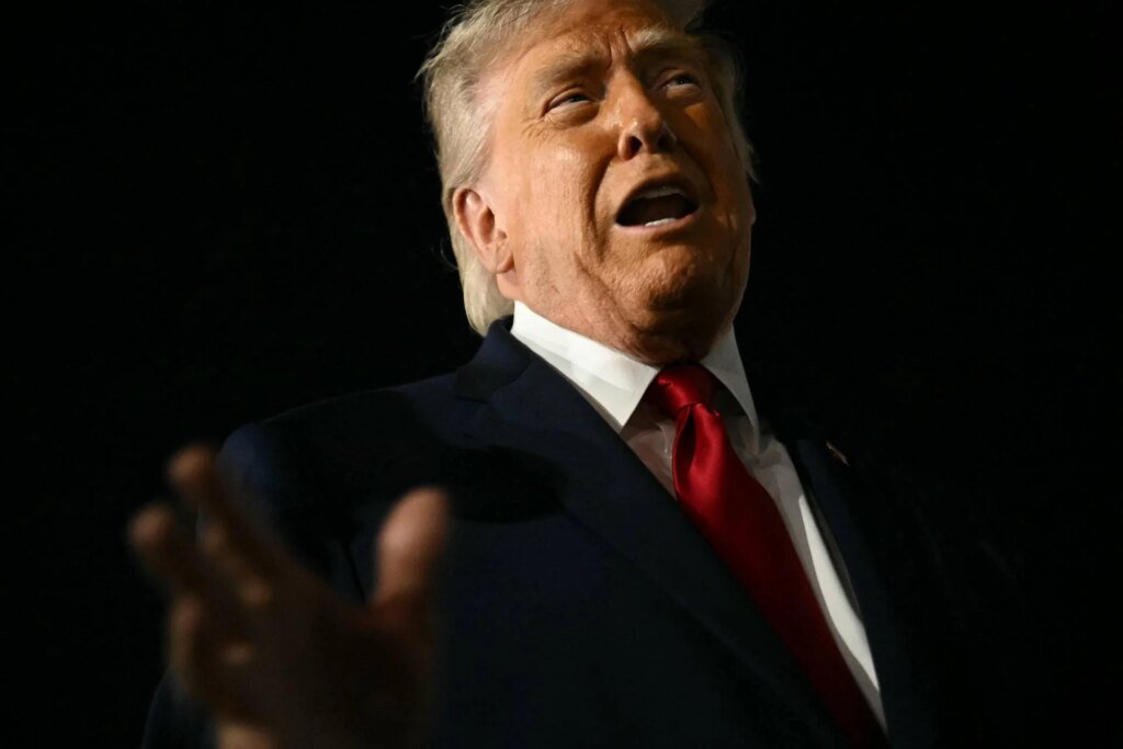 trump_buio_afp_0906.jpeg