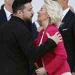 15-von-der-leyen-und-selenskyj-am-dienstag-in-paris-506a2ad60ec4277d.jpg