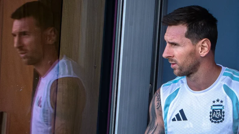 260711-kansas-city-july-11-2026-lionel-messi-of-argentina-attends-a-training-session-ahead-of-the-qu.webp