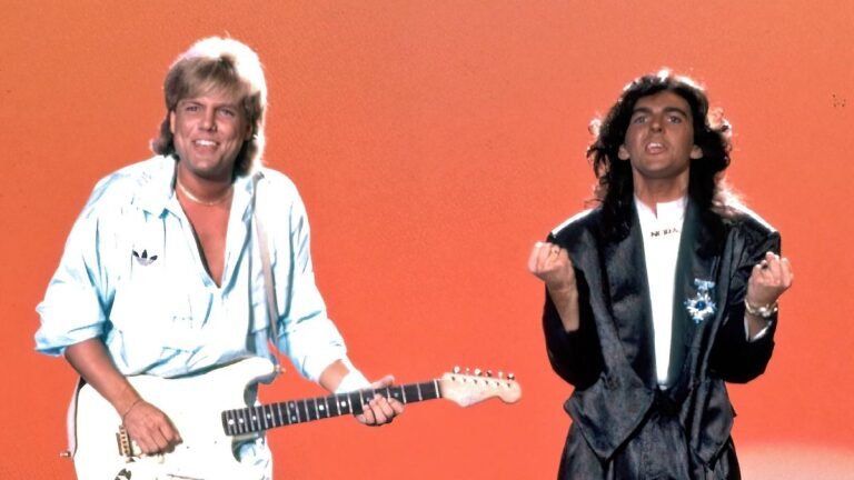 ARCHIV-Dieter-Bohlen-Saenger-Produzent-und-Komponist-Dieter-Bohlen-mit-Thomas-Anders-Modern-Talking.jpeg