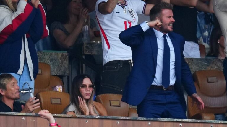 David-Beckham-Victoria-Beckham-Romeo-Beckham-Cruz-Beckham-and-Harper-Beckham-celebrate-Jude-Bellinmg.jpeg