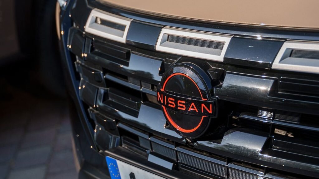 Die-inzwischen-vierte-Generation-des-X-Trail-nutzt-ein-serielles-Hybridkonzept.jpg