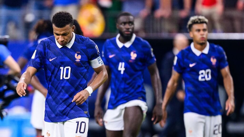 Fussball-Maenner-WM-Frankreich-Spanien-Finalrunde-Halbfinale-Dallas-Stadion-Kylian-Mbappe-l-r-Frankr.jpeg