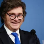 argentiniens-praesident-javier-milei-wird-das-wm-finale-gegen-spanien-aus-aberglauben-nicht-im-stadi.webp
