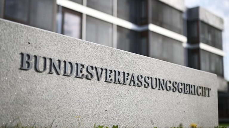 bundesverfassungsgericht-328.jpg