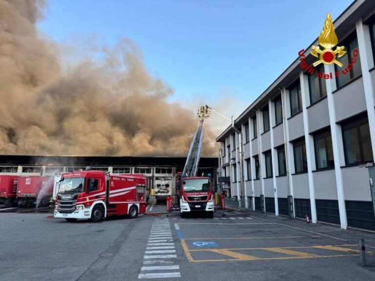 dkmaRZ8BrK8qADrq8SNM_Ufficio-Stampa-Vigili-del-Fuoco_LaPresse.jpeg