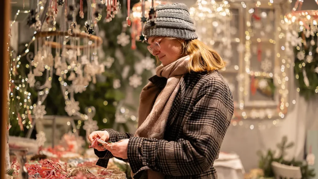 huette-auf-dem-braunschweiger-weihnachtsmarkt-archivbild-2026-gibt-es-einen-ganz-besonderen-verkaufs.webp