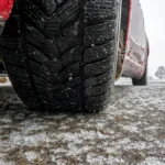 mit-dem-auto-durch-den-winter-welche-reifen-im-ausland-benoetigt-werden-ist-sehr-unterschiedlich-ger.webp