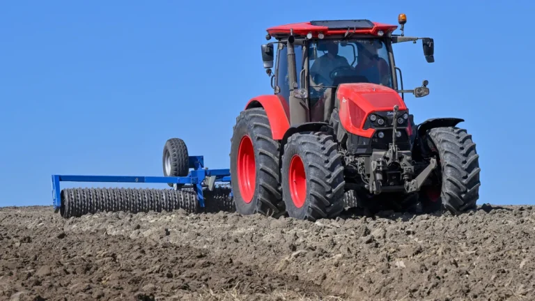 one-of-the-first-mass-produced-zetor-tractors-of-the-new-zetor-6-series-was-presented-by-zetor-tract.webp