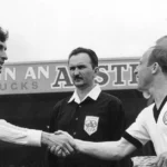 shakehands-mit-uwe-seeler-der.webp.webp